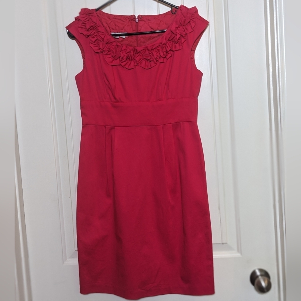 Sleeveless Hot Pink Sheath Dress w/ Ruffled Round Neck & empire waist; 6 Petite